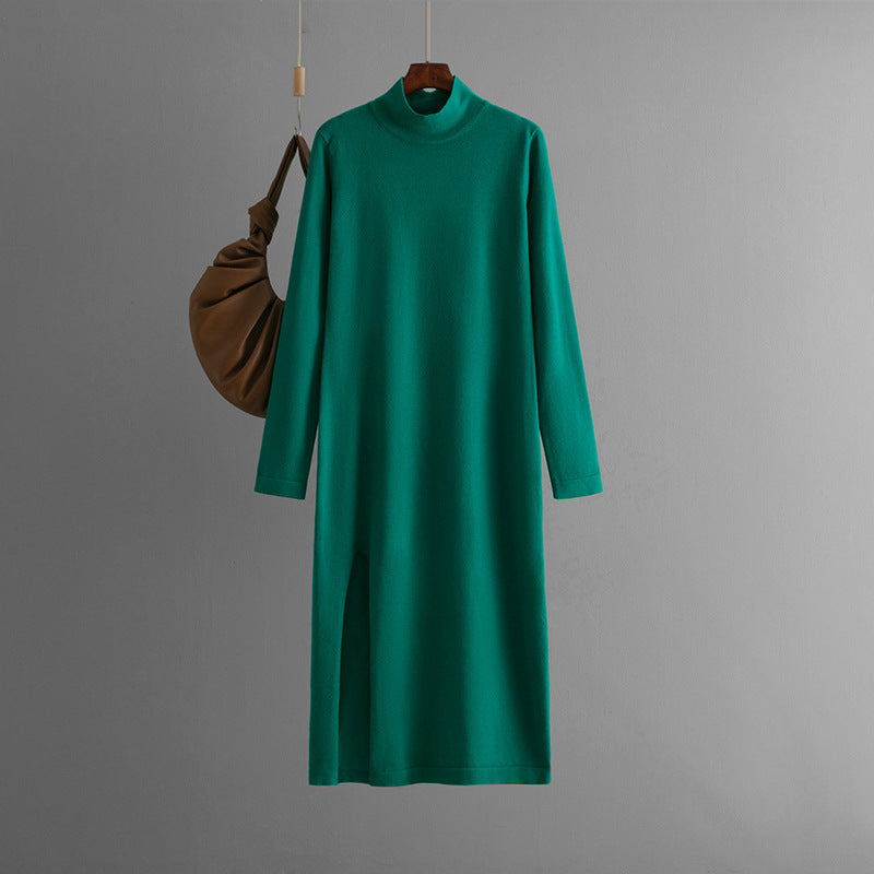 Robe en maille à col montant et fente – style automne/hiver