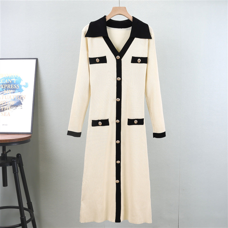 Robe trapèze en tricot à col en V français