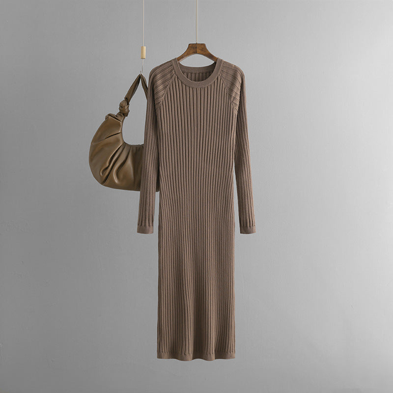 Robe midi en laine européenne et américaine – coupe ajustée avec col rond