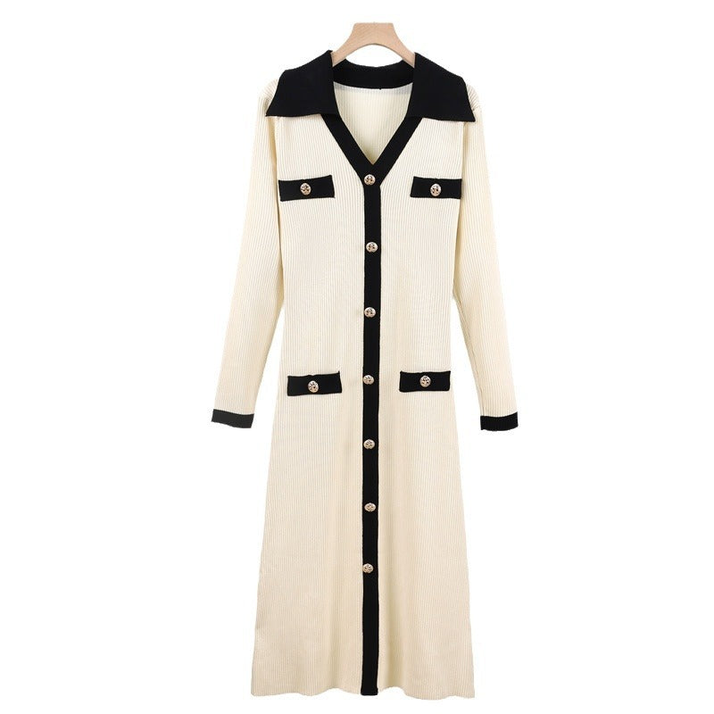 Robe trapèze en tricot à col en V français