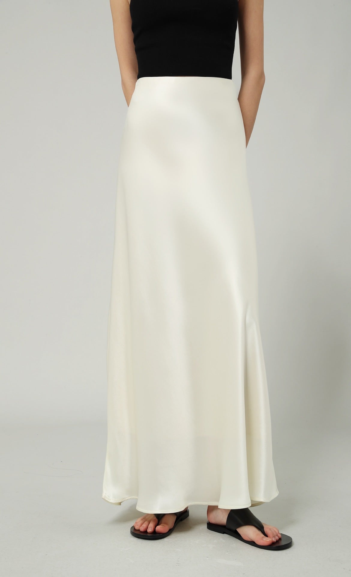 Jupe longue taille haute en satin – style élégant pour l'été 