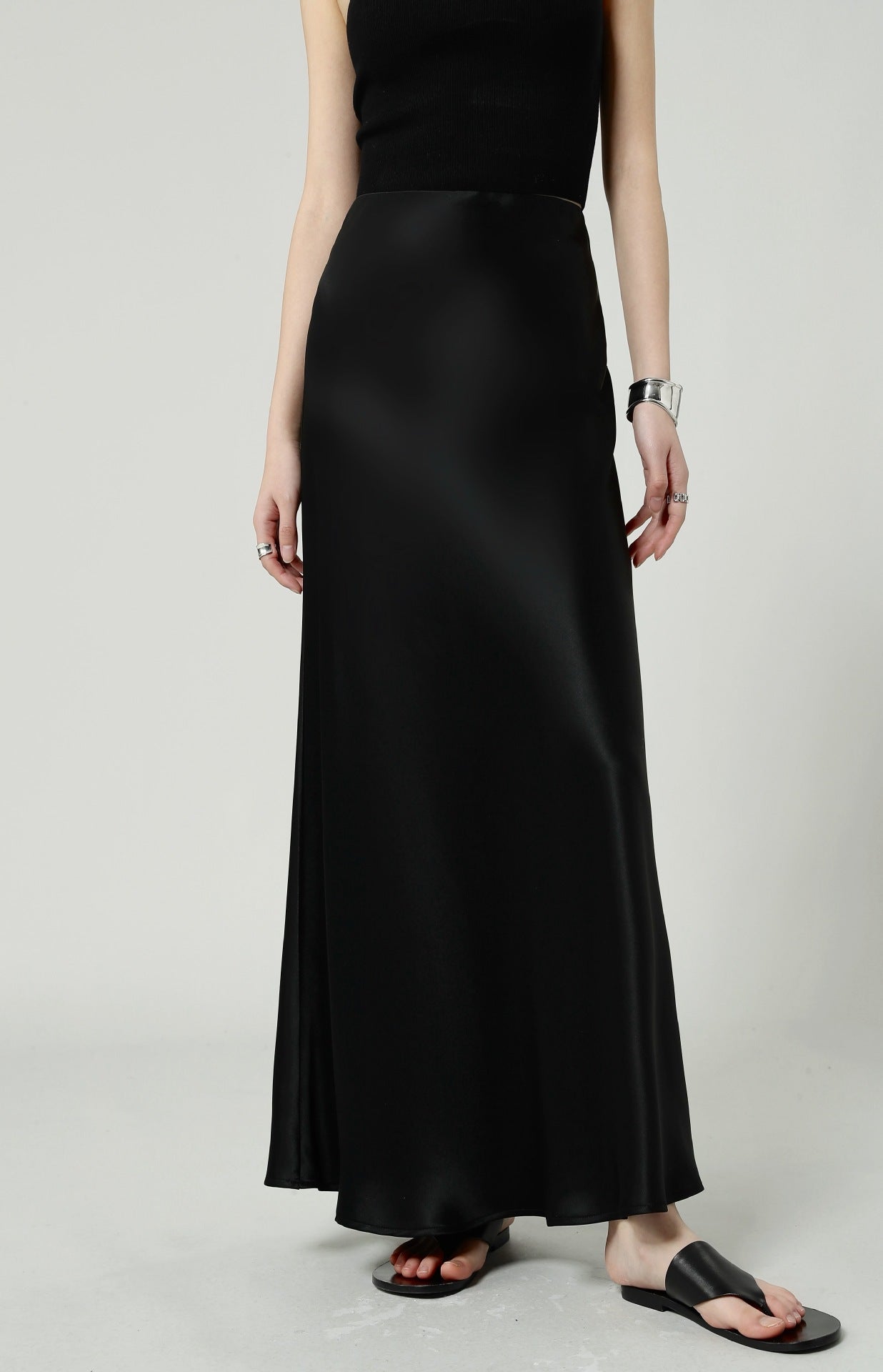 Jupe longue taille haute en satin – style élégant pour l'été 